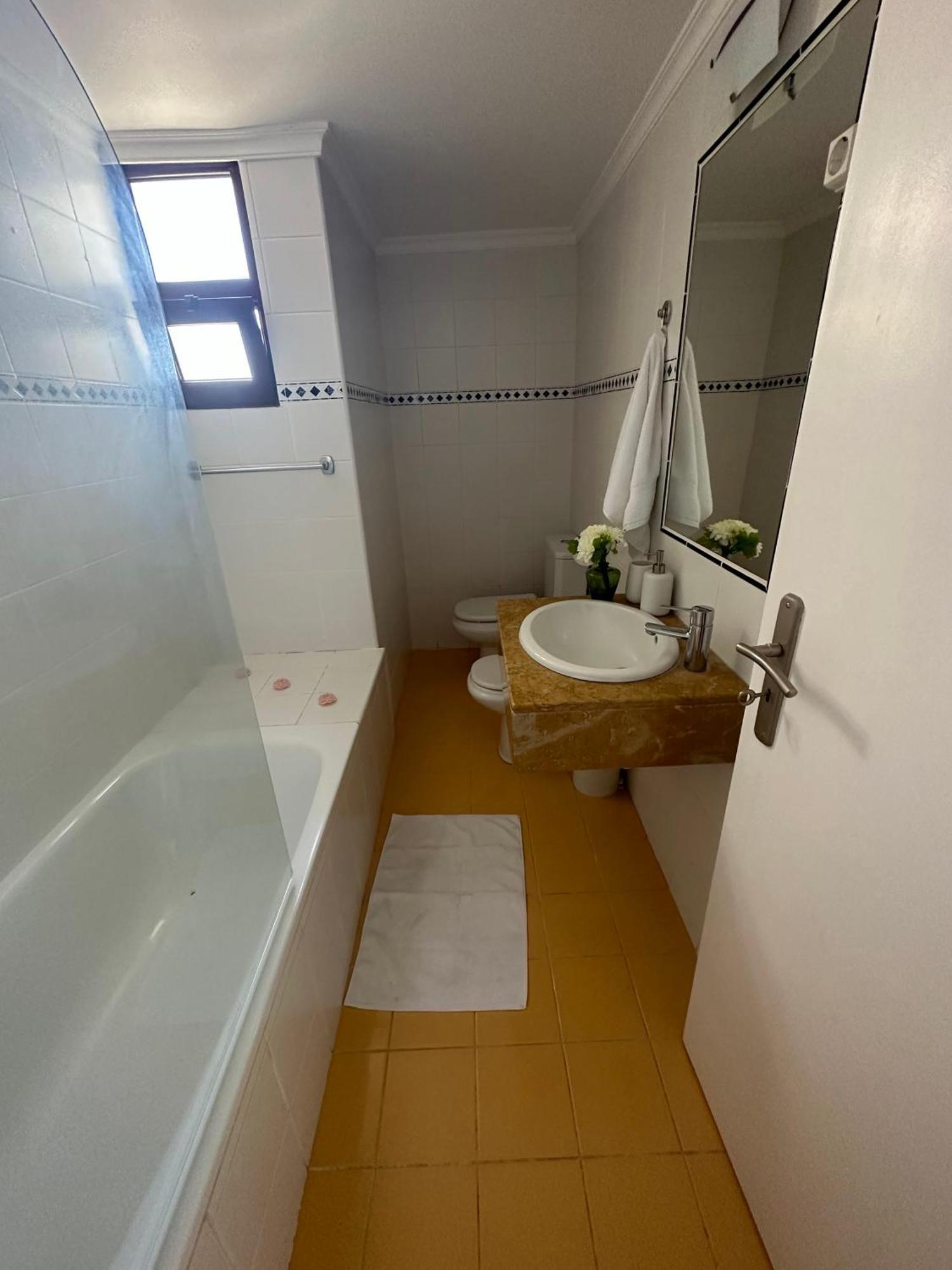 Ferienwohnung Sao Sebastiao L- 5 Min From Airport Santa Cruz  Exterior foto